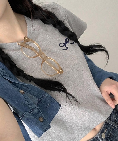 Ulysses（ユリシス）の「リボン刺繍クロップドTシャツ（Tシャツ/カットソー・レディース・ベージュ/ネイビー/ホワイト/グレー・F）」の21枚目の写真