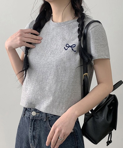 Ulysses（ユリシス）の「リボン刺繍クロップドTシャツ（Tシャツ/カットソー・レディース・ベージュ/ネイビー/ホワイト/グレー・F）」の14枚目の写真