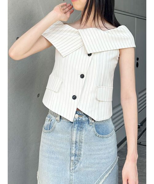 MURUA(ムルーア)の「オフショルマニッシュブラウス(シャツ/ブラウス・レディース・モカ/ホワイト/グレー・FREE)」の19枚目の写真