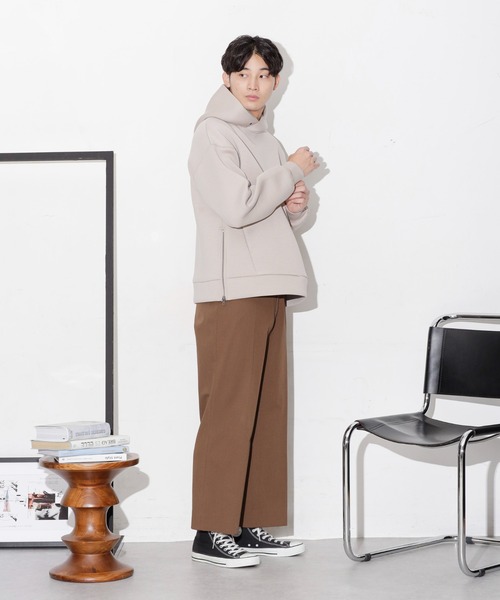 NANO universe（ナノユニバース）の「WEB限定/テックダンボールサイドジップパーカー（パーカー・メンズ・ブラック/ベージュ・M/L）」の20枚目の写真