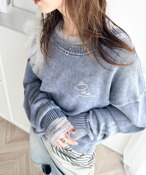 classicalelf(クラシカルエルフ)の「大人可愛いレトロな雰囲気。綿100%ワンポイント刺繍ピグメントニットプルオーバー(ニット/セーター・レディース・ブルー/オートミール/チャコール/オレンジ/ライトグレー/ピンク/グレイッシュベージュ・X-LARGE/SMALL/MEDIUM/LARGE)」の11枚目の写真