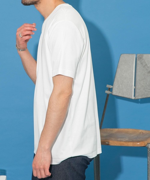 URBAN RESEARCH ROSSO MEN(アーバンリサーチロッソメン)の「『XLサイズあり』『UR TECH』防汚加工 スタンダードVネックTシャツ(Tシャツ/カットソー・メンズ・ネイビー/ホワイト/ブラック/グレー・SMALL/MEDIUM/LARGE/X-LARGE)」の9枚目の写真