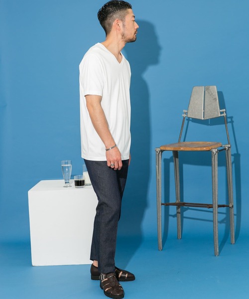 URBAN RESEARCH ROSSO MEN(アーバンリサーチロッソメン)の「『XLサイズあり』『UR TECH』防汚加工 スタンダードVネックTシャツ(Tシャツ/カットソー・メンズ・ネイビー/ホワイト/ブラック/グレー・SMALL/MEDIUM/LARGE/X-LARGE)」の12枚目の写真