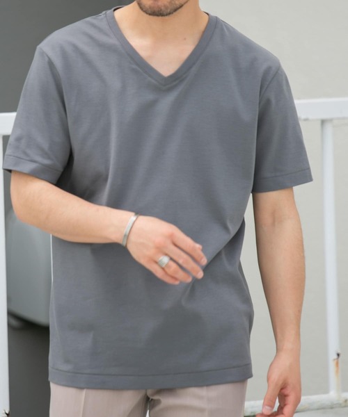 URBAN RESEARCH ROSSO MEN(アーバンリサーチロッソメン)の「『XLサイズあり』『UR TECH』防汚加工 スタンダードVネックTシャツ(Tシャツ/カットソー・メンズ・ネイビー/ホワイト/ブラック/グレー・SMALL/MEDIUM/LARGE/X-LARGE)」の16枚目の写真