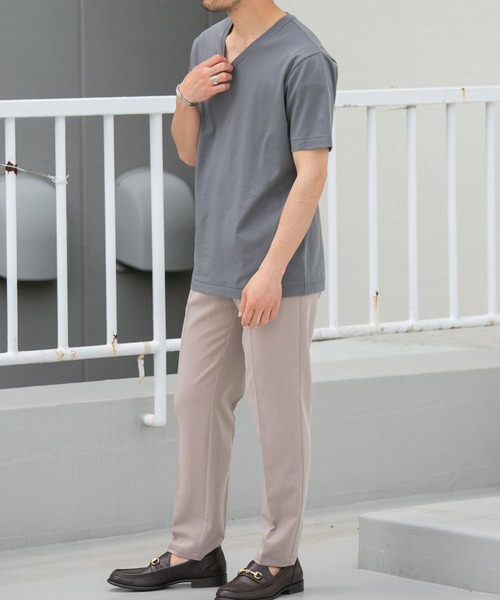 URBAN RESEARCH ROSSO MEN(アーバンリサーチロッソメン)の「『XLサイズあり』『UR TECH』防汚加工 スタンダードVネックTシャツ(Tシャツ/カットソー・メンズ・ネイビー/ホワイト/ブラック/グレー・SMALL/MEDIUM/LARGE/X-LARGE)」の21枚目の写真