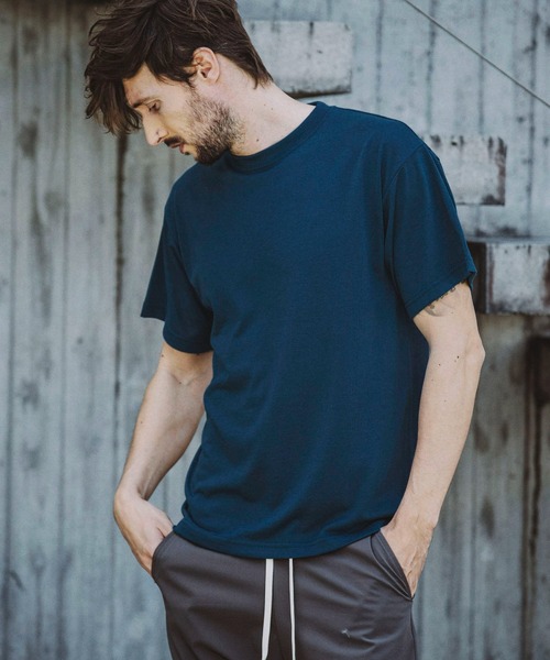 NO ID.(ノーアイディ)の「【NO ID.】TC Versatile Crew Neck T-Shirt / TC バーサタイル クルーネック Tシャツ(Tシャツ/カットソー・メンズ・ブラック/ブルーグリーン/ダークグレー/ホワイト・1/2)」の5枚目の写真