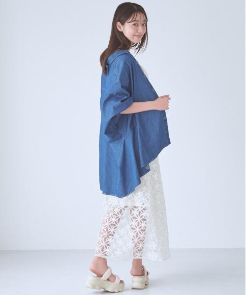 mysty woman（ミスティウーマン）の「ドルマンスリーブデニムBIGシャツ　128887（シャツ/ブラウス・レディース・ブラック/ブルー・FREE）」の17枚目の写真