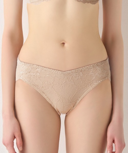 Triumph（トリンプ）の「WEB限定 ソフなちゅブラ レギュラーショーツ【M,L,LLサイズ】 TREC0002 Hikini（ショーツ・レディース・ベージュ/ピンク/ブラック/ブルー・L/M/LL）」の15枚目の写真