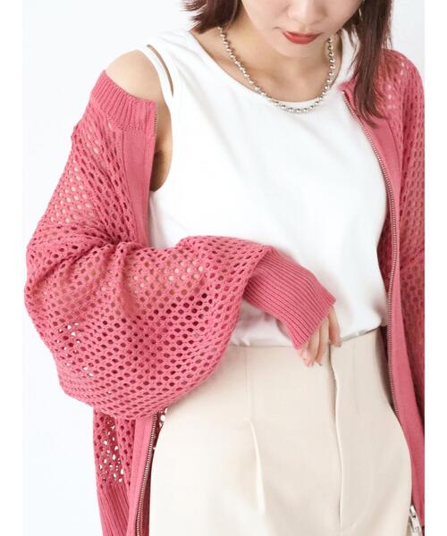 ehka sopo（エヘカソポ）の「変形ショルダータンクトップ（タンクトップ・レディース・ブラック/チャコールグレー/ホワイト/オフホワイト・F）」の2枚目の写真