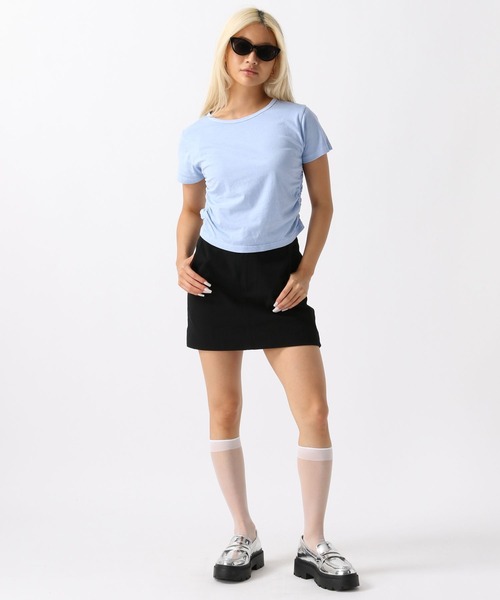 FOREVER 21（フォーエバー トゥエンティーワン）の「【2024SS】ピグメントサイドギャザーTシャツ（Tシャツ/カットソー・レディース・ピンク/ブルー/グレー/オフホワイト・SMALL/MEDIUM）」の19枚目の写真