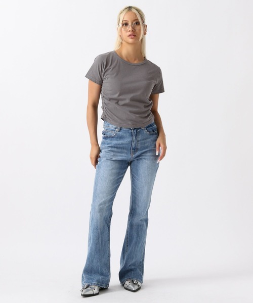 FOREVER 21（フォーエバー トゥエンティーワン）の「【2024SS】ピグメントサイドギャザーTシャツ（Tシャツ/カットソー・レディース・ピンク/ブルー/グレー/オフホワイト・SMALL/MEDIUM）」の6枚目の写真