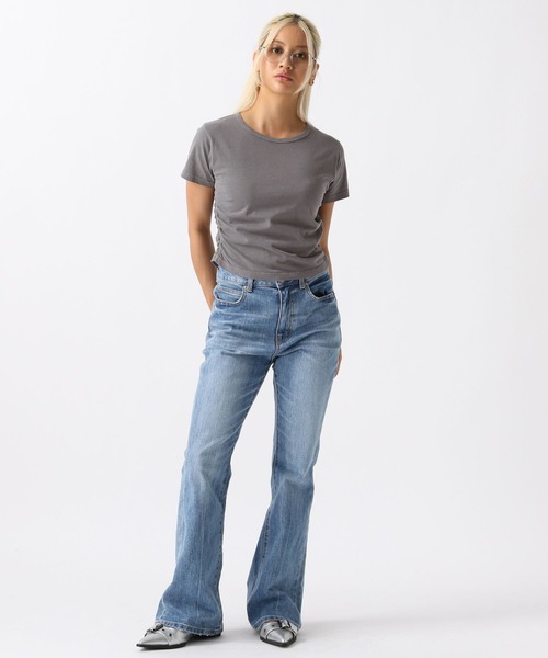 FOREVER 21（フォーエバー トゥエンティーワン）の「【2024SS】ピグメントサイドギャザーTシャツ（Tシャツ/カットソー・レディース・ピンク/ブルー/グレー/オフホワイト・SMALL/MEDIUM）」の8枚目の写真