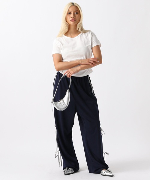 FOREVER 21（フォーエバー トゥエンティーワン）の「【2024SS】ピグメントサイドギャザーTシャツ（Tシャツ/カットソー・レディース・ピンク/ブルー/グレー/オフホワイト・SMALL/MEDIUM）」の22枚目の写真