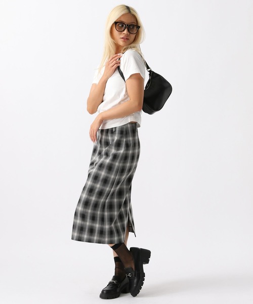 FOREVER 21（フォーエバー トゥエンティーワン）の「【2024SS】ピグメントサイドギャザーTシャツ（Tシャツ/カットソー・レディース・ピンク/ブルー/グレー/オフホワイト・SMALL/MEDIUM）」の15枚目の写真