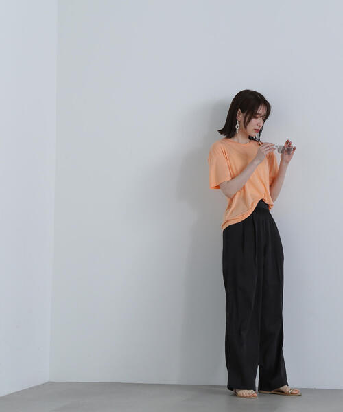 N.(N. Natural Beauty Basic)(エヌエヌナチュラルビューティーベーシック)の「シアーサテンワイドパンツ(その他パンツ・レディース・ホワイト/ブラック・MEDIUM)」の8枚目の写真