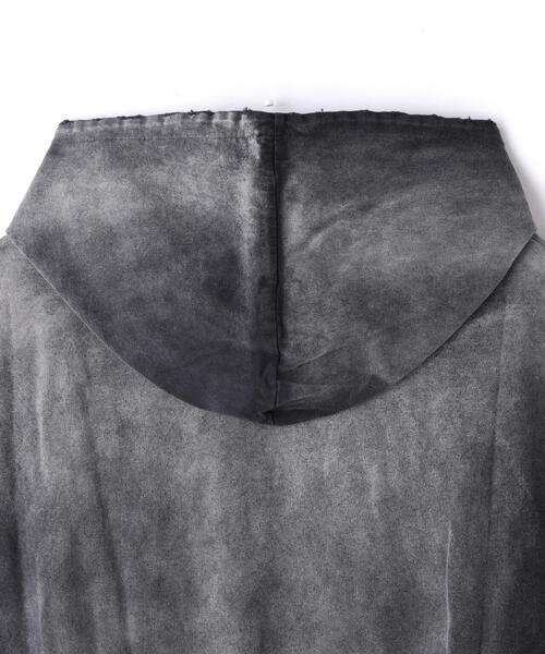DANKE SCHON（ダンケシェーン）の「DankeSchon/ダンケシェーン/SPRAYING PIGMENT NOSLEEVE HOODED WORD（パーカー・メンズ・グレー/ブラック・M/L）」の8枚目の写真