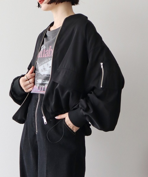 earth music&ecology(アースミュージックアンドエコロジー)の「アウトポケットMA-1(ブルゾン・レディース・アイボリー/ブラック/カーキ・FREE)」の13枚目の写真