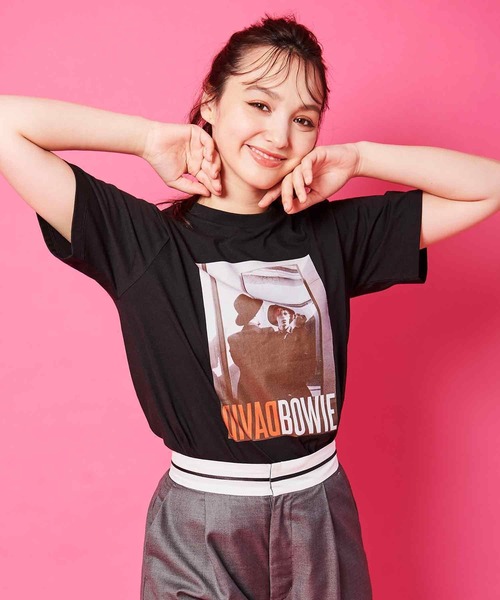 31 Sons de mode（トランテアン　ソン　ドゥ　モード）の「【DAVID BOWIE】ミラーフォトＴシャツ（Tシャツ/カットソー・レディース・ブラック/オフホワイト・36/フリー）」の11枚目の写真