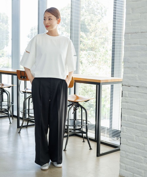 LAKOLE（ラコレ）の「カットアウトクロップドＴ / 131857（Tシャツ/カットソー・レディース・ライトグリーン/オフホワイト/ブラック・FREE）」の5枚目の写真