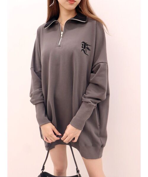 EVRIS(エヴリス)の「ハーフジップスウェットミニワンピース(スウェット・レディース・ホワイト/ブラック/グレー/レッド・FREE)」の4枚目の写真