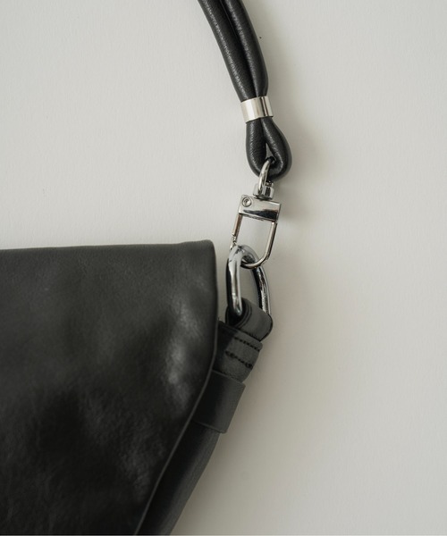 バッグ WILLFULLY triangle real leather bag triangle real leather bag 'SIERRA'（ショルダーバッグ