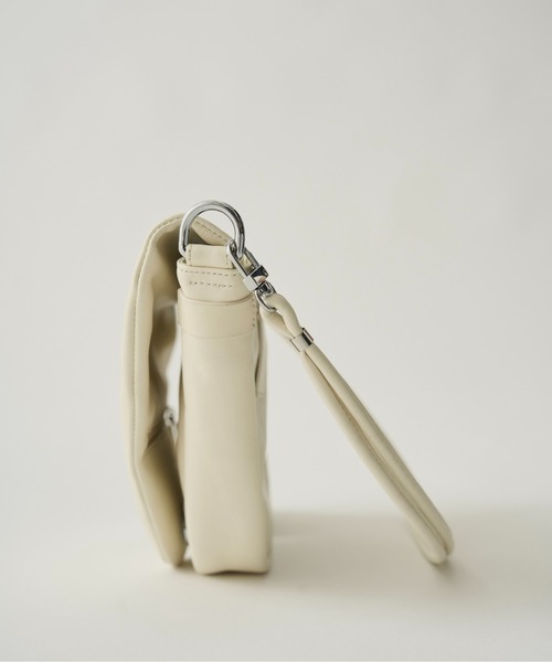バッグ WILLFULLY triangle real leather bag triangle real leather bag 'SIERRA'（ショルダーバッグ