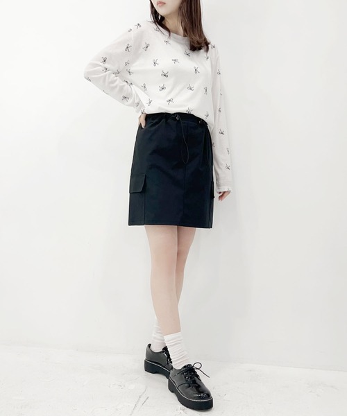 Newlyme（ニューリーミー）の「ドロストミニカーゴスカート（スカート・レディース・ベージュ/ブラック/ベビーピンク・X-LARGE/LARGE/SMALL/MEDIUM）」の5枚目の写真