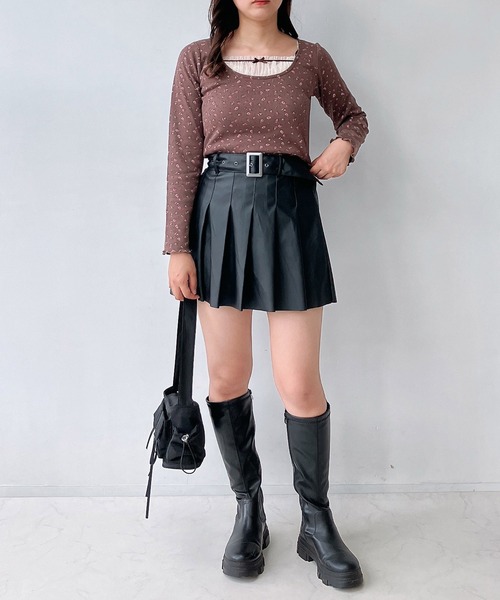 AS KNOW AS plus(アズノゥアズプラス)の「◇チュールドッキングリブメロウプルオーバー(Tシャツ/カットソー・レディース・アイボリー系/ブラウン系/ブラック・FREE)」の15枚目の写真