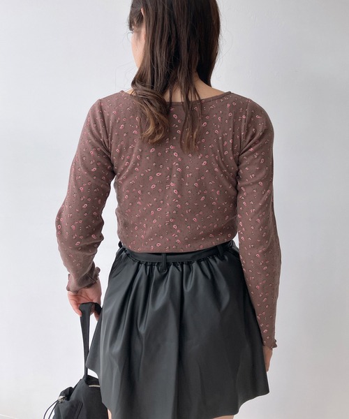 AS KNOW AS plus(アズノゥアズプラス)の「◇チュールドッキングリブメロウプルオーバー(Tシャツ/カットソー・レディース・アイボリー系/ブラウン系/ブラック・FREE)」の14枚目の写真