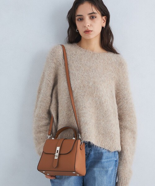 green label relaxing(グリーンレーベルリラクシング)の「ワンハンドル バックルフラップ ボストンバッグ(ショルダーバッグ・レディース・ブラック/レッド/ブラウン・FREE)」の21枚目の写真