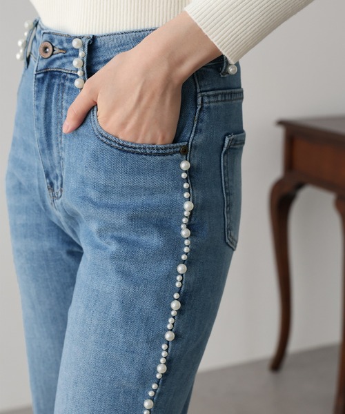 【新品】ラインストーンカーブデニムパンツ　ブルーイースト ラインストーンカーブデニムパンツ – BLUE ONLINE