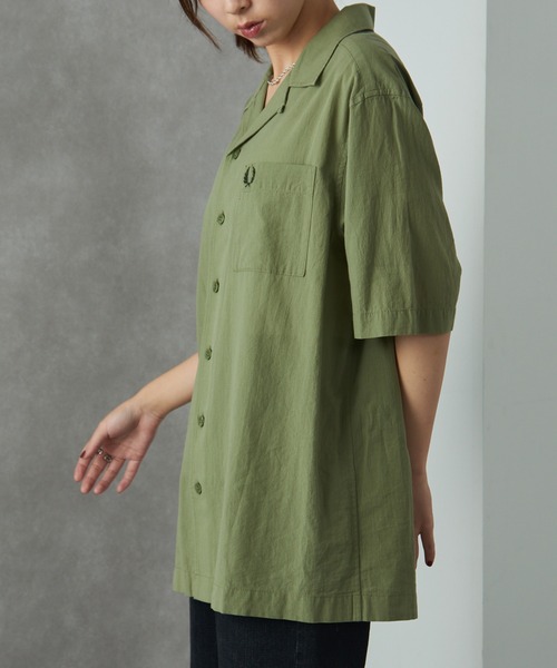 FRED PERRY(フレッドペリー)の「【FRED PERRY】LIGHTWEIGHT TEXTURE REVERE COLLAR SHIRT M7762(シャツ/ブラウス・レディース・ネイビー/ライトブルー/カーキ・M/L/S)」の15枚目の写真