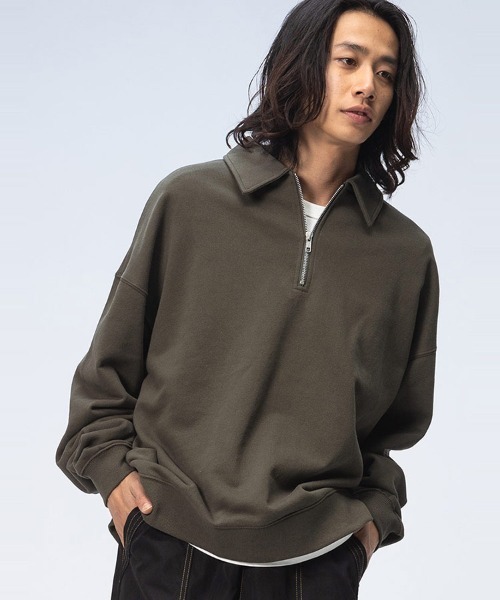 Goodwear(グッドウェア)の「Goodwear ハーフジップ オーバーサイズ トレーナー 衿付き 2W-764208(スウェット・メンズ・ブラック/カーキ・M/L/LL)」の2枚目の写真