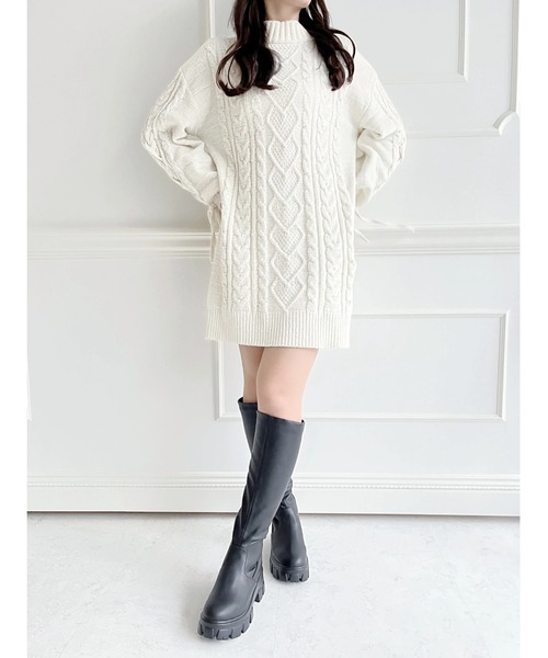 LUDIC PARK(ルディックパーク)の「【もちもちキラキラ】モールケーブルパールニットワンピース(ワンピース・レディース・ピンク/オフホワイト/サックスブルー・M)」の10枚目の写真