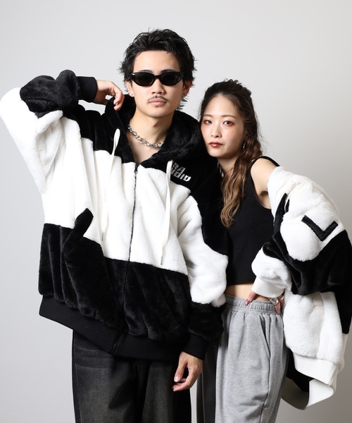 RE730(アールイーセブンサーティー)の「Big Logo Eco Fur Zip-Up Blouson Hoodie / ビッグロゴエコファー ジップアップブルゾン フーディー unisex(ブルゾン・メンズ・ホワイト/ブラック/グレー/ブルー・M/L)」の20枚目の写真