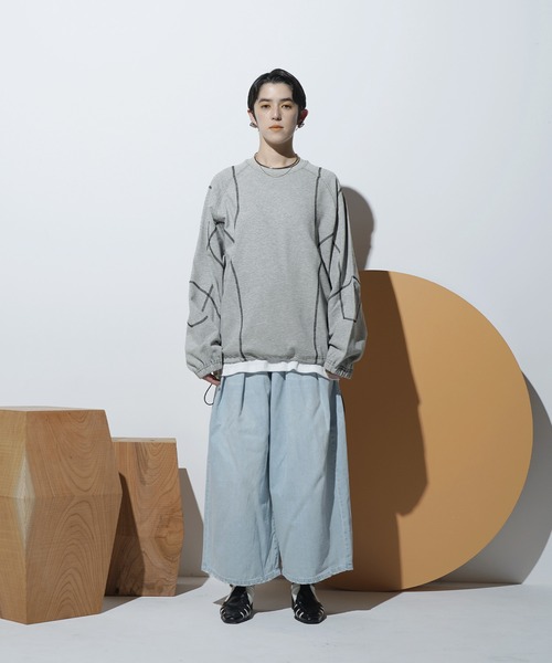 Aphlotus(アプロタス)の「バイカラー シンメトリーステッチデザイン 裏毛 スウェット / トレーナー(スウェット・メンズ・ブラック/アッシュグレー・LARGE/MEDIUM/SMALL)」の9枚目の写真