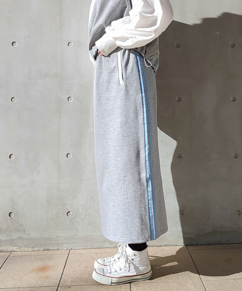 Q（キュー）の「グログランラインタイトスカート（スカート・レディース・ブラック/ライトブルー/ライトグレー・MEDIUM）」の14枚目の写真