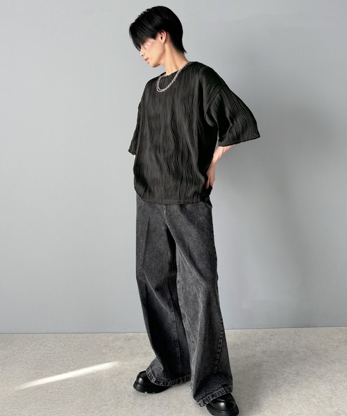 classicalelf（クラシカルエルフ）の「涼しくキマる、大人のリラックス。オーバーサイズウェーブ柄ジャガード半袖Ｔシャツ（メンズ）（Tシャツ/カットソー・メンズ・ベージュ/チャコール/ブラック/オフホワイト・LARGE/MEDIUM/X-LARGE）」の21枚目の写真