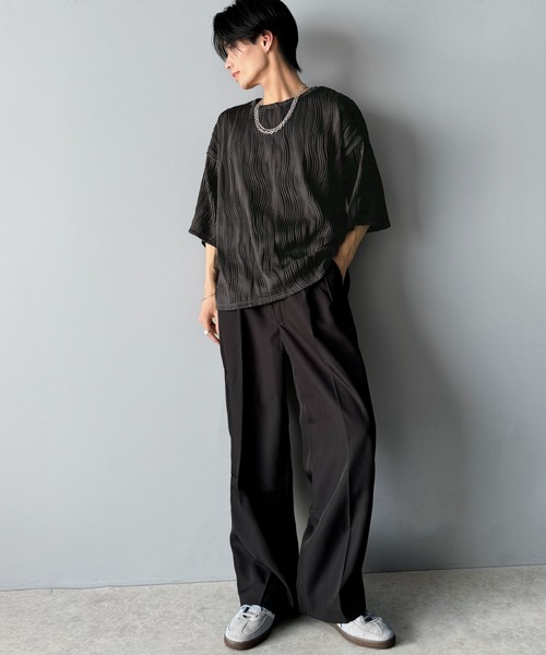 classicalelf（クラシカルエルフ）の「涼しくキマる、大人のリラックス。オーバーサイズウェーブ柄ジャガード半袖Ｔシャツ（メンズ）（Tシャツ/カットソー・メンズ・ベージュ/チャコール/ブラック/オフホワイト・LARGE/MEDIUM/X-LARGE）」の22枚目の写真