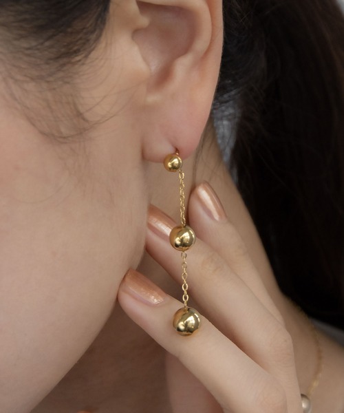 abaskdesign(アバスクデザイン)の「金属アレルギー対応 ロングメタルボールピアス(ピアス(両耳用)・レディース・ゴールド・FREE)」の10枚目の写真
