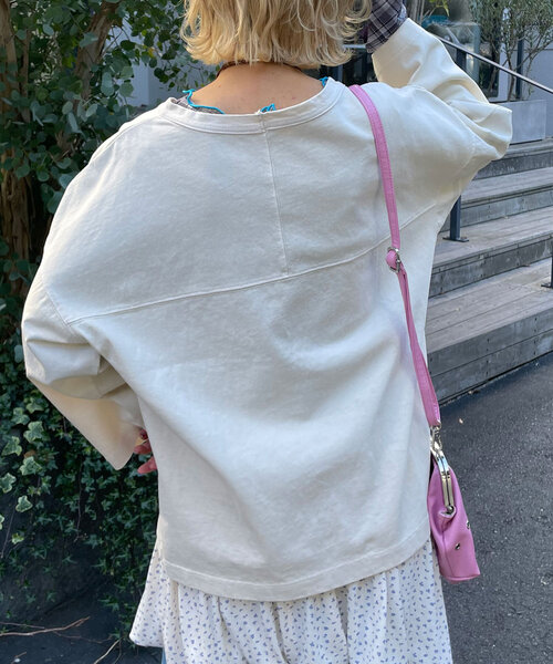 HELLO.SANFRANCISCO（ハローサンフランシスコ）の「【HELLO.SANFRANCISCO/ハローサンフランシスコ】ピグメントロゴTEE（Tシャツ/カットソー・レディース・チャコールグレー/オフホワイト/レッド・ONE SIZE）」の7枚目の写真