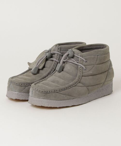 Clarks（クラークス）の「【CLARKS】クラークス Wallabee Boot（スニーカー・メンズ・グレー/バーガンディー・23㎝/24.5cm/23.5cm/24cm）」の2枚目の写真