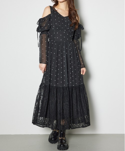 rienda(リエンダ)の「2WAYレースドッキングフレア ワンピース 春服(ワンピース・レディース・ブラック/ホワイト/ブルー・MEDIUM/SMALL)」の2枚目の写真