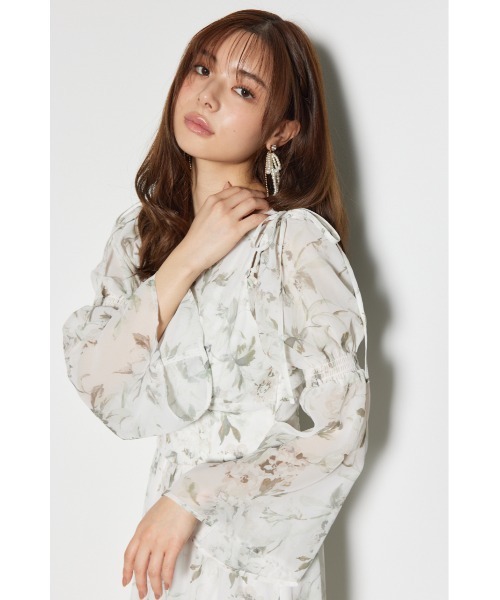 rienda(リエンダ)の「2WAYレースドッキングフレア ワンピース 春服(ワンピース・レディース・ブラック/ホワイト/ブルー・MEDIUM/SMALL)」の5枚目の写真