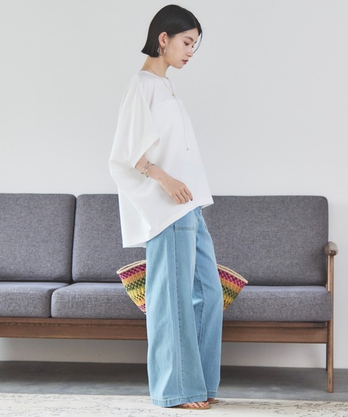 Doux archives（ドゥアルシーヴ）の「UV加工・吸水速乾ドルマンプルオーバー（Tシャツ/カットソー・レディース・チャコールグレー/オフホワイト/グレイッシュベージュ/ネイビー・38）」の19枚目の写真