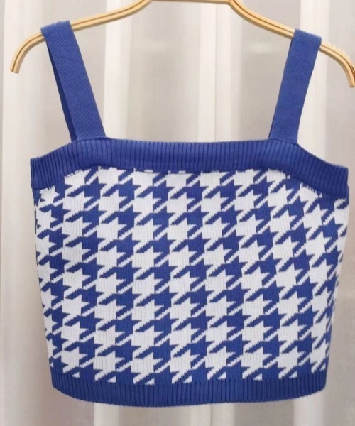 LETee(レティー)の「千鳥柄インナー&イレギュラートップツインニット(ニット/セーター・レディース・ベージュ/ブラック/ブルー/グレー・FREE)」の9枚目の写真