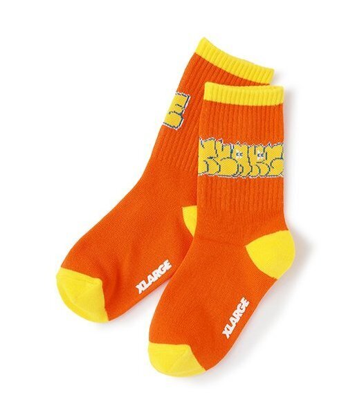 XLARGE KIDS(エクストララージキッズ)の「グラフィティロゴクルーソックス(ソックス/靴下・キッズ・ホワイト/ブラック/オレンジ・15-17cm/17-19cm/19-21cm/13-15cm)」の1枚目の写真