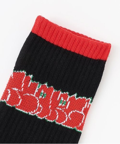 XLARGE KIDS(エクストララージキッズ)の「グラフィティロゴクルーソックス(ソックス/靴下・キッズ・ホワイト/ブラック/オレンジ・15-17cm/17-19cm/19-21cm/13-15cm)」の4枚目の写真