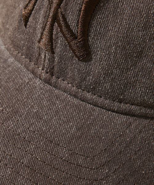 NEW ERA（ニューエラ）の「New Era/ニューエラ 別注 9TWENTY ACIDWASH CAP（キャップ・メンズ・チャコールグレー/ブラック/ダークネイビー/ネイビー/ブラウン/ダークブラウン・FREE）」の8枚目の写真