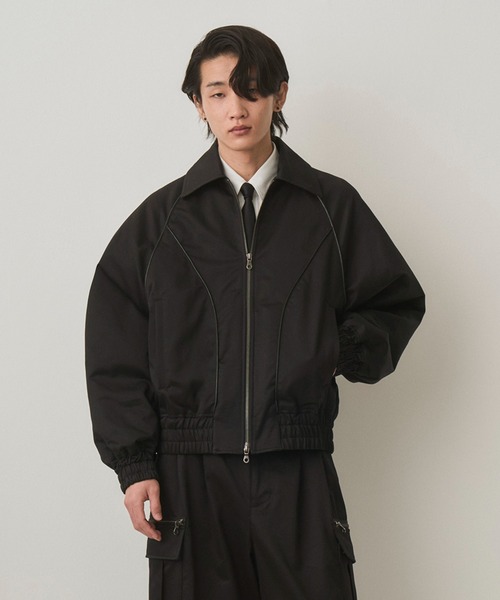 Juha(ユハ)の「LINED PADDED JACKET(ミリタリージャケット・メンズ・ブラック/オリーブ・3/4)」の2枚目の写真